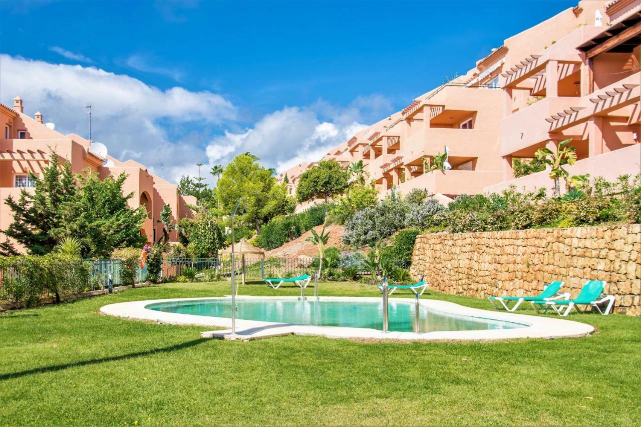 Free One Bedroom Retreat In Elviria Марбелья Екстер'єр фото